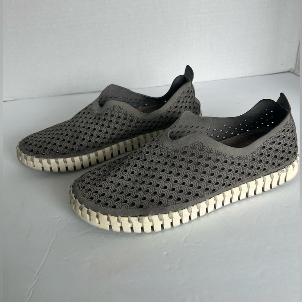 Ilse Jacobsen Tulip Perforated Gray Nubuck‎ Slip On Casual Flats Size 8.5-9
